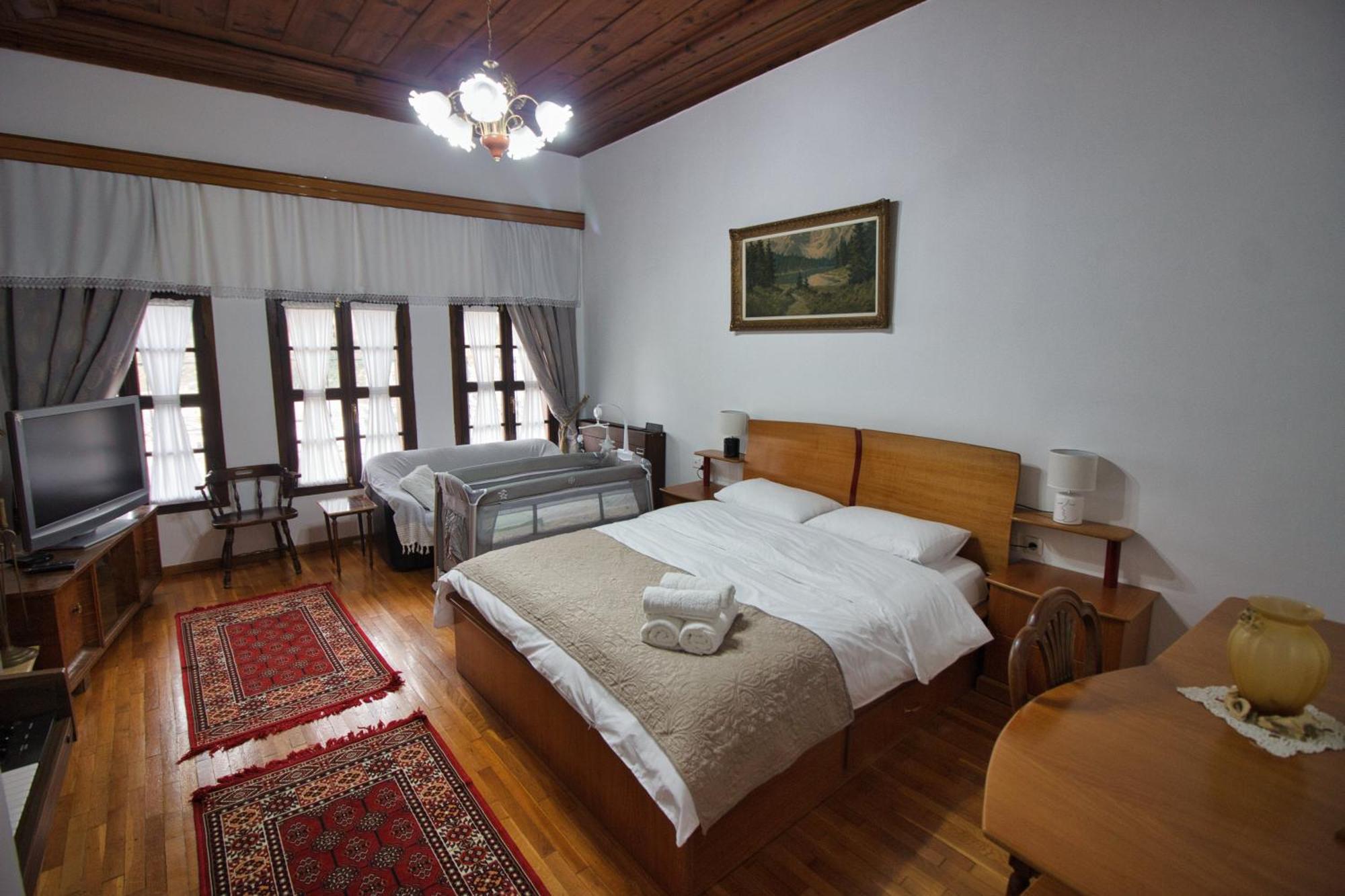Emblematic House Apartment 2 Gjirokaster Exterior photo
